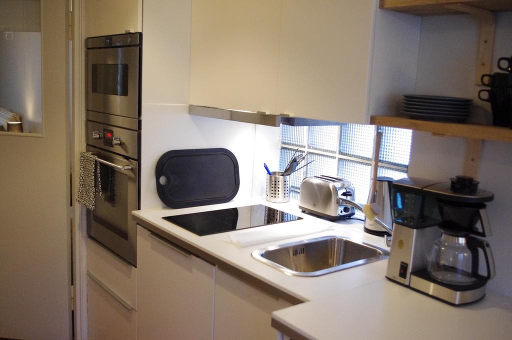 Borent Suite Apartment Turku Szoba fotó