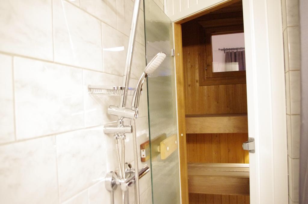 Borent Suite Apartment Turku Szoba fotó